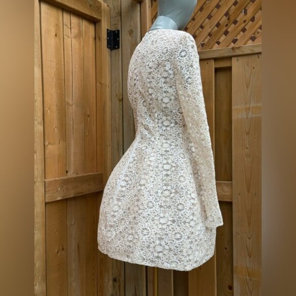🆕 BRONX & BANCO 🧿 NWOT Courtney Long Sleeve White Lace Mini Dress, Sz L US 8 - Picture 7 of 15
